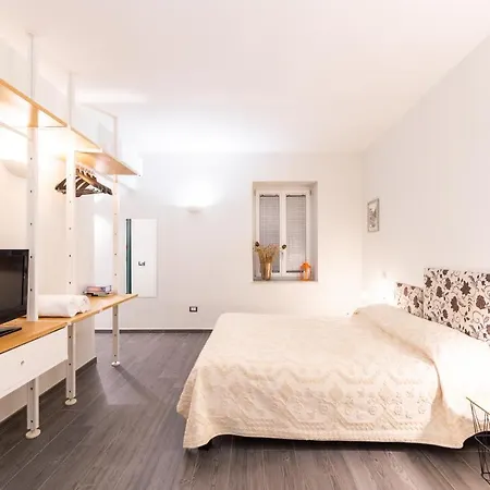 Alojamento de Acomodação e Pequeno-almoço Bien-bi Nápoles