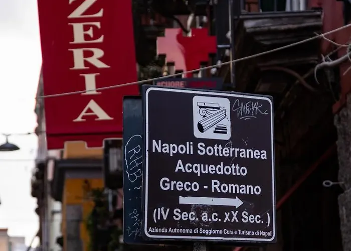 Oda ve Kahvaltı Bien-bi Napoli