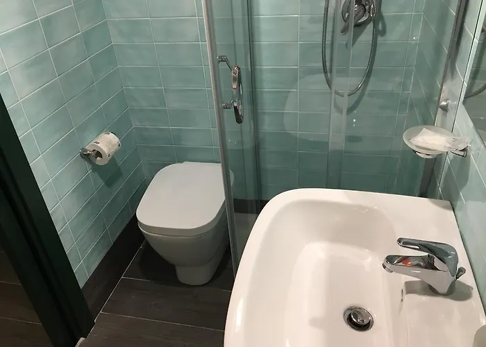 Bien-bi Oda ve Kahvaltı 3*